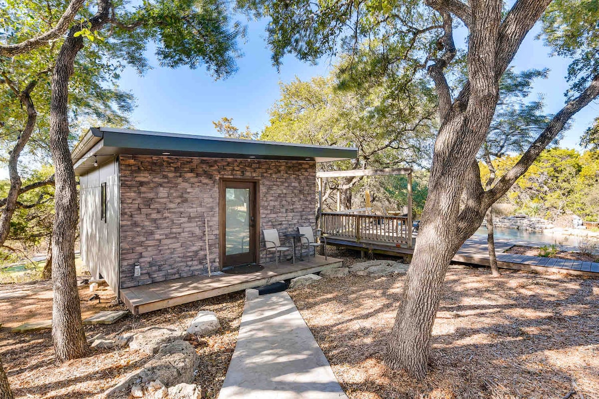 Cabin exterior and deck